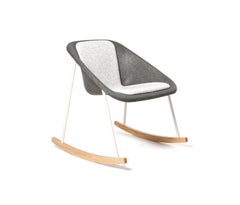 Chaise à bascule personnalisable Inno Kola Light de Mikko Laakonen