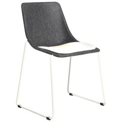 Chaise empilable Inno Kola personnalisable par Mikko Laakonen