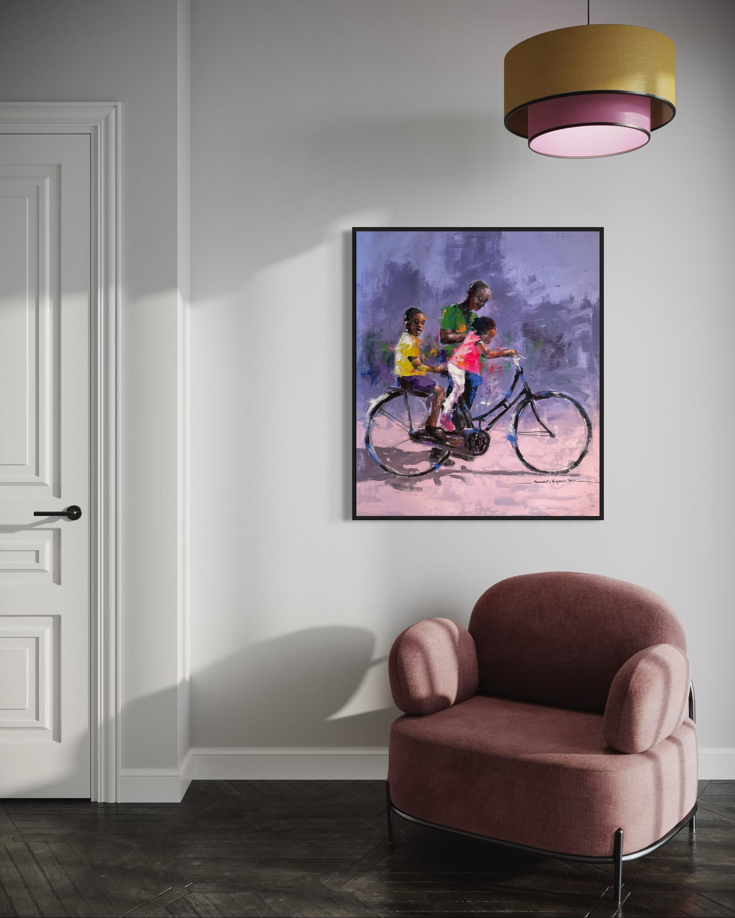 „Familienzeit“ von Innocent Chikezie – lebhaftes figuratives Gemälde auf Lila im Angebot 1