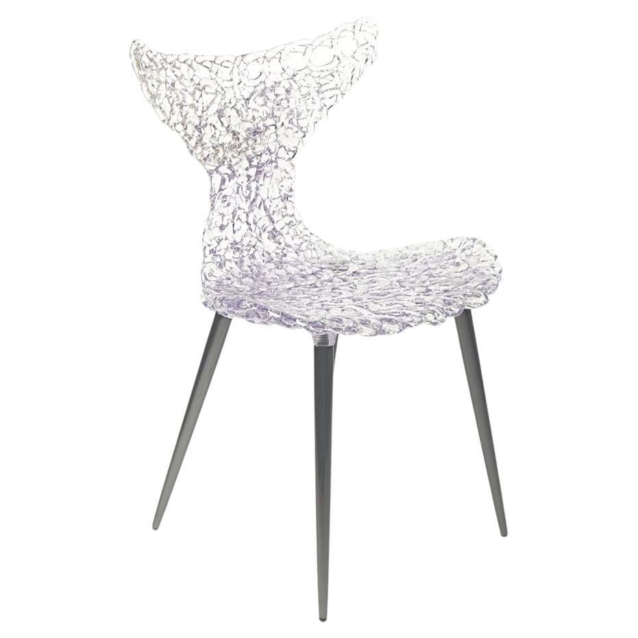 Silla innovadora - Diseño fluido con reflejos luminosos y atrevidas opciones de color