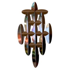 Specchio da parete medio INO in alluminio lucido di Martens 
Visser