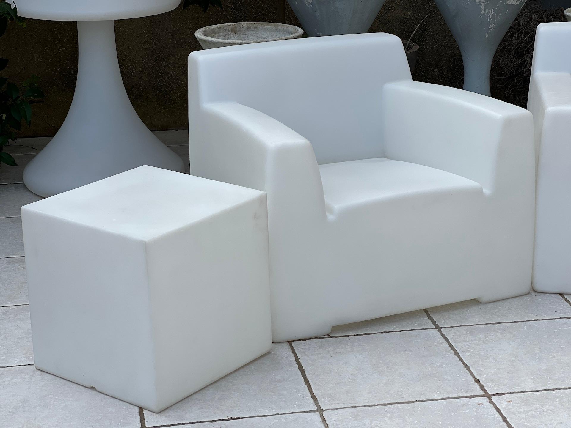 Inout Garden Set in White Opal Polyethylene and White by Paola Navone for Gervas 6