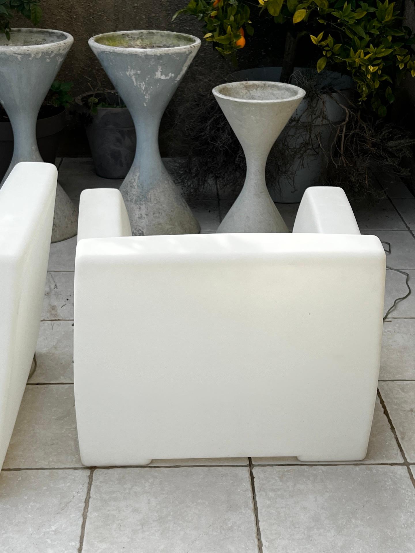 Plastic Inout Garden Set in White Opal Polyethylene and White by Paola Navone for Gervas