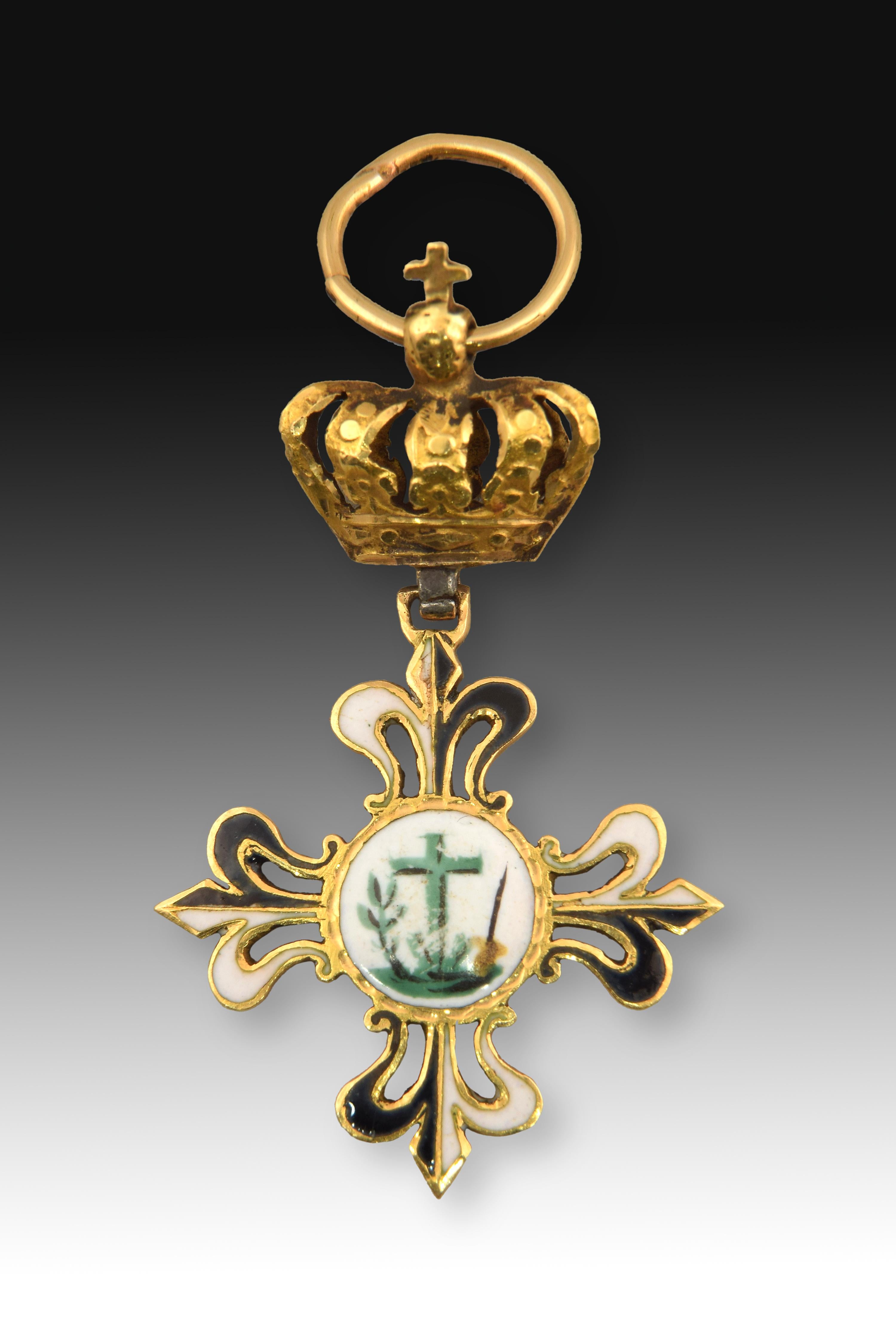 Jewel of the Inquisition or of the order of San Pedro Mártir. Gold, enamel. Spain, XIX century. 
Medal or habit made in gold and decorated with enamels composed of a ring from which an open royal crown hangs; In turn, from this (and thanks to a