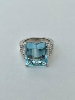 Insane Vintage 18ct White Gold Aquamarine and Diamond Cocktail Ring