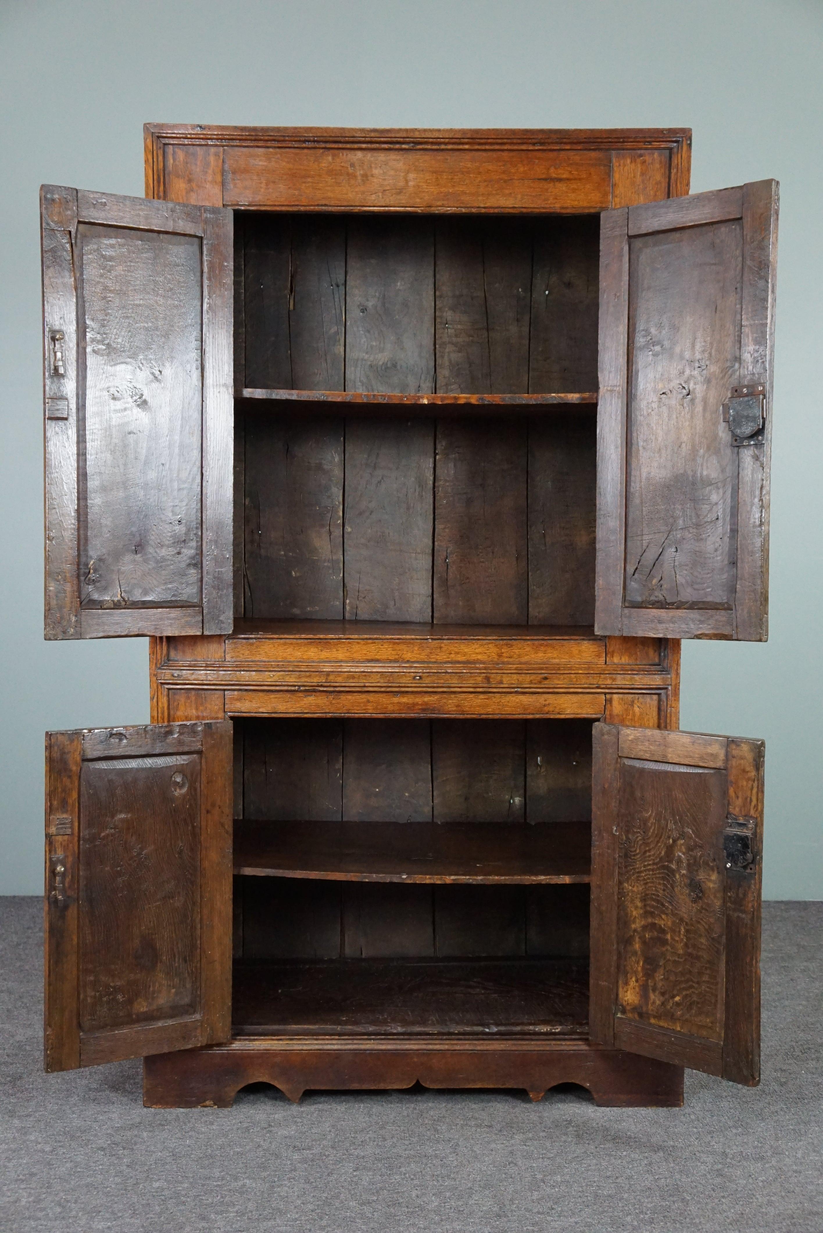 18th Century Insanely beautiful antique oak 4-door cupboard, 18th century For Sale