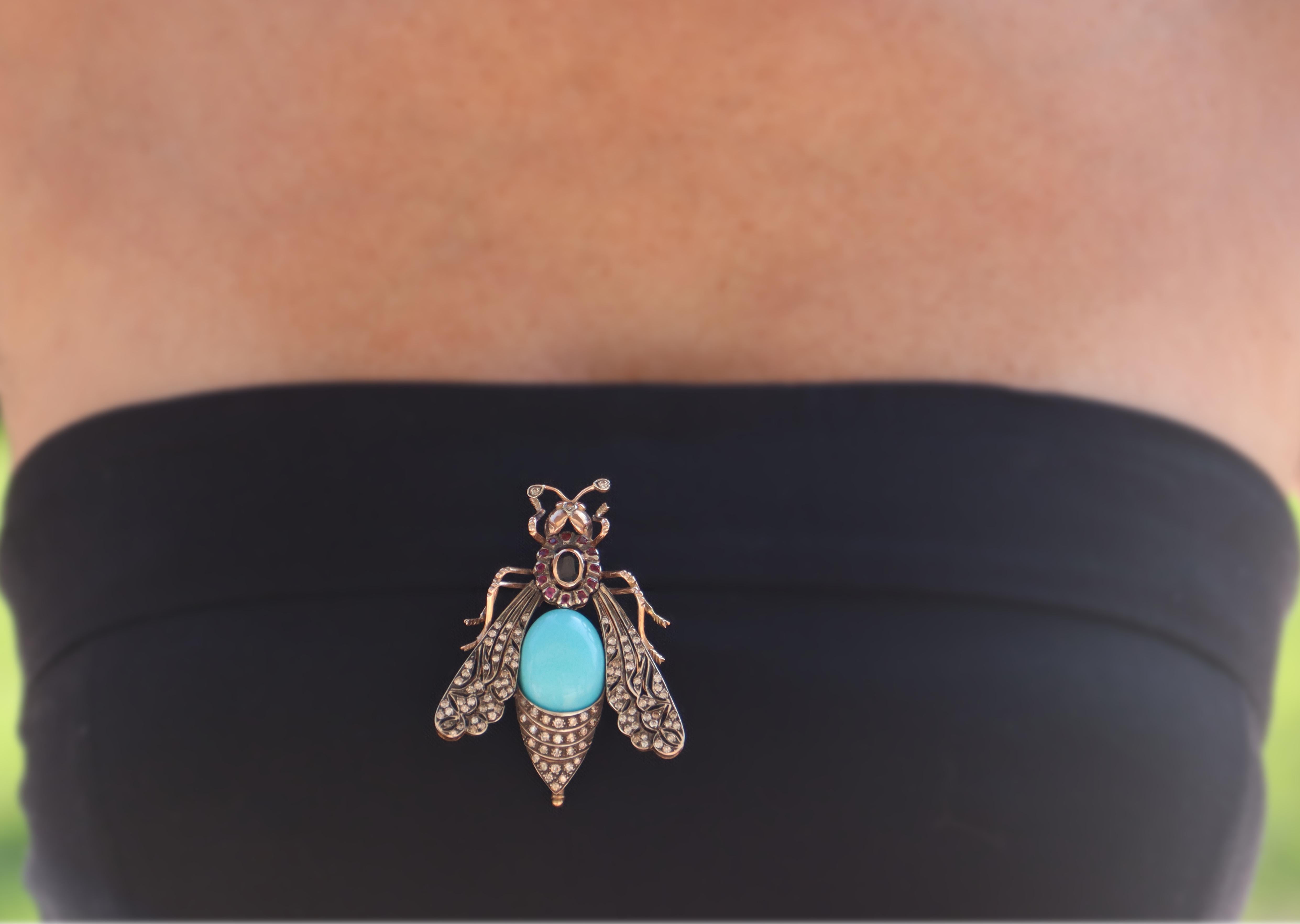 Insecto Rubíes Diamantes Zafiro Turquesa Broche de Oro Amarillo de 14 Kilates en venta 3