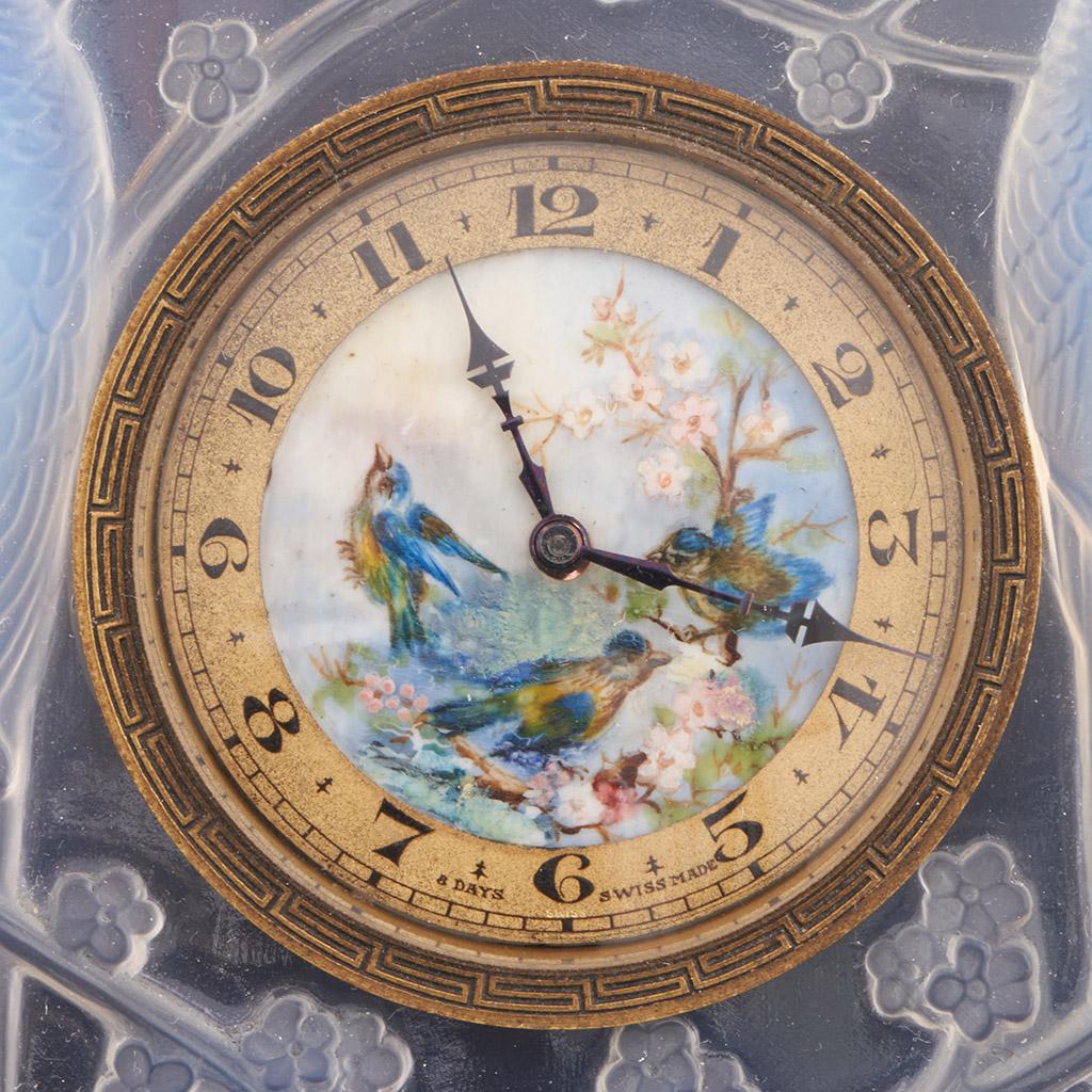 Verre Inséparables Une horloge Art Déco par Rene Lalique (1860 - 1945) en vente
