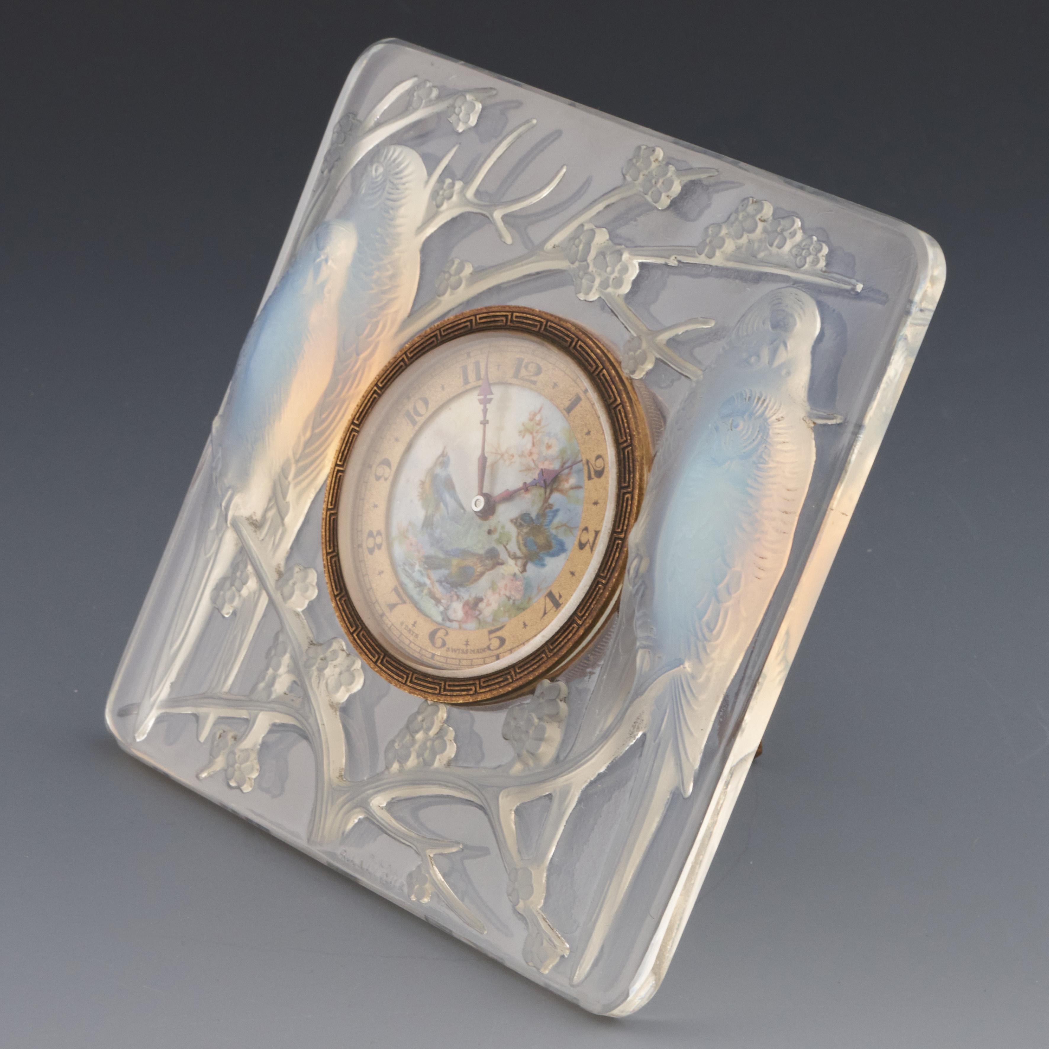 Mid-20th Century 'Inseperables' an Oplaescent Glass Clock by Rene Lalique circa 1930 For Sale