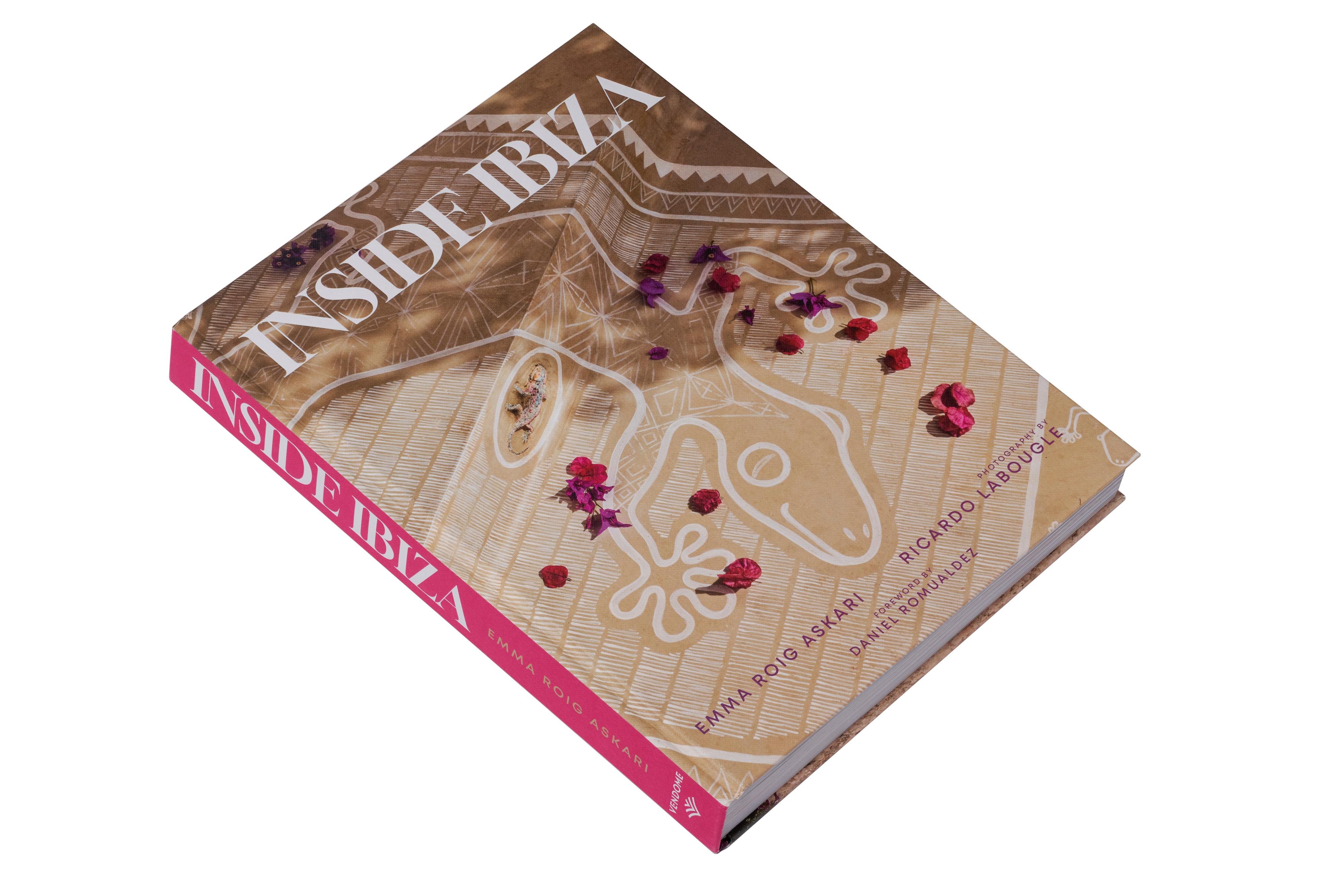 Inside Ibiza Neuf - En vente à New York, NY