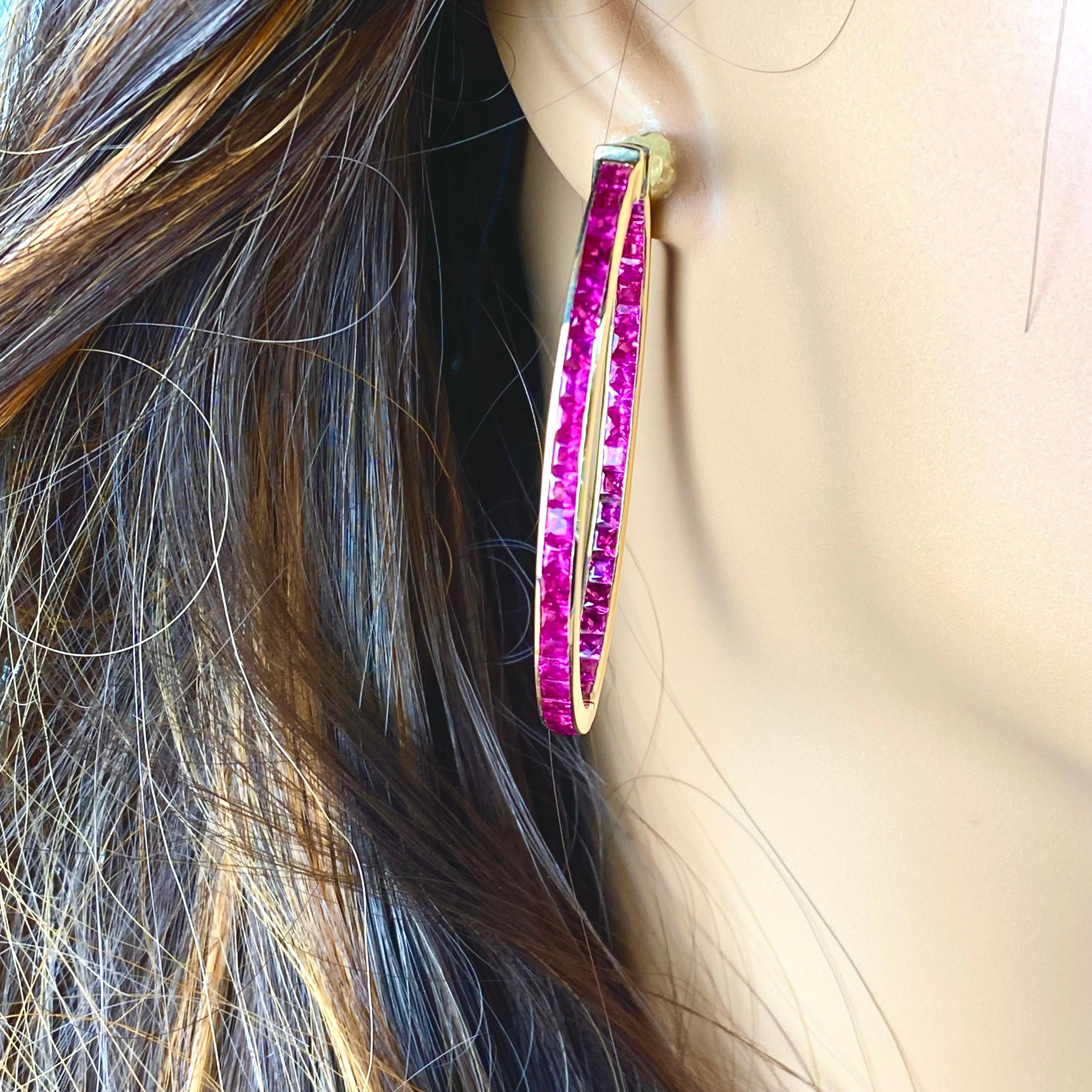 Inside Out 12 Carat Princess Burma Rubies 2 Inch Long Yellow Gold Hoop Earrings  For Sale 5