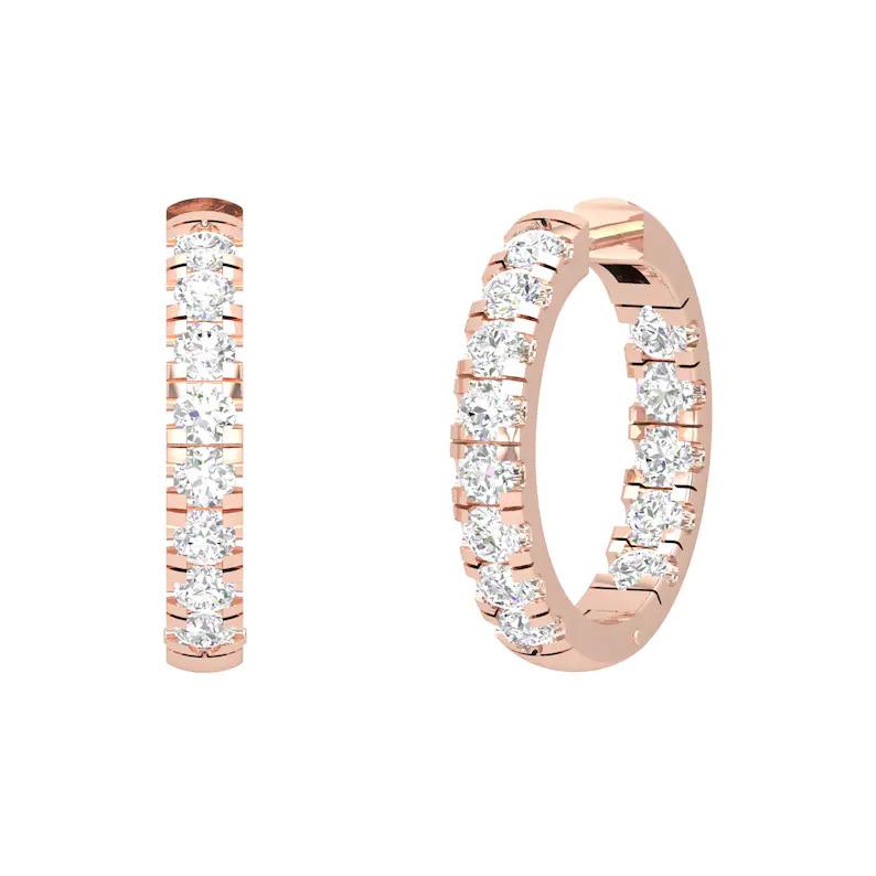 Gegossen in 14 Karat Gold. Diese wunderschönen Ohrringe sind von Hand mit 0,40 Karat funkelnden Diamanten besetzt. Erhältlich in Gelb-, Rosé- und Weißgold.   

FOLLOW MEGHNA JEWELS Storefront, um die neueste Kollektion und exklusive Stücke zu sehen.