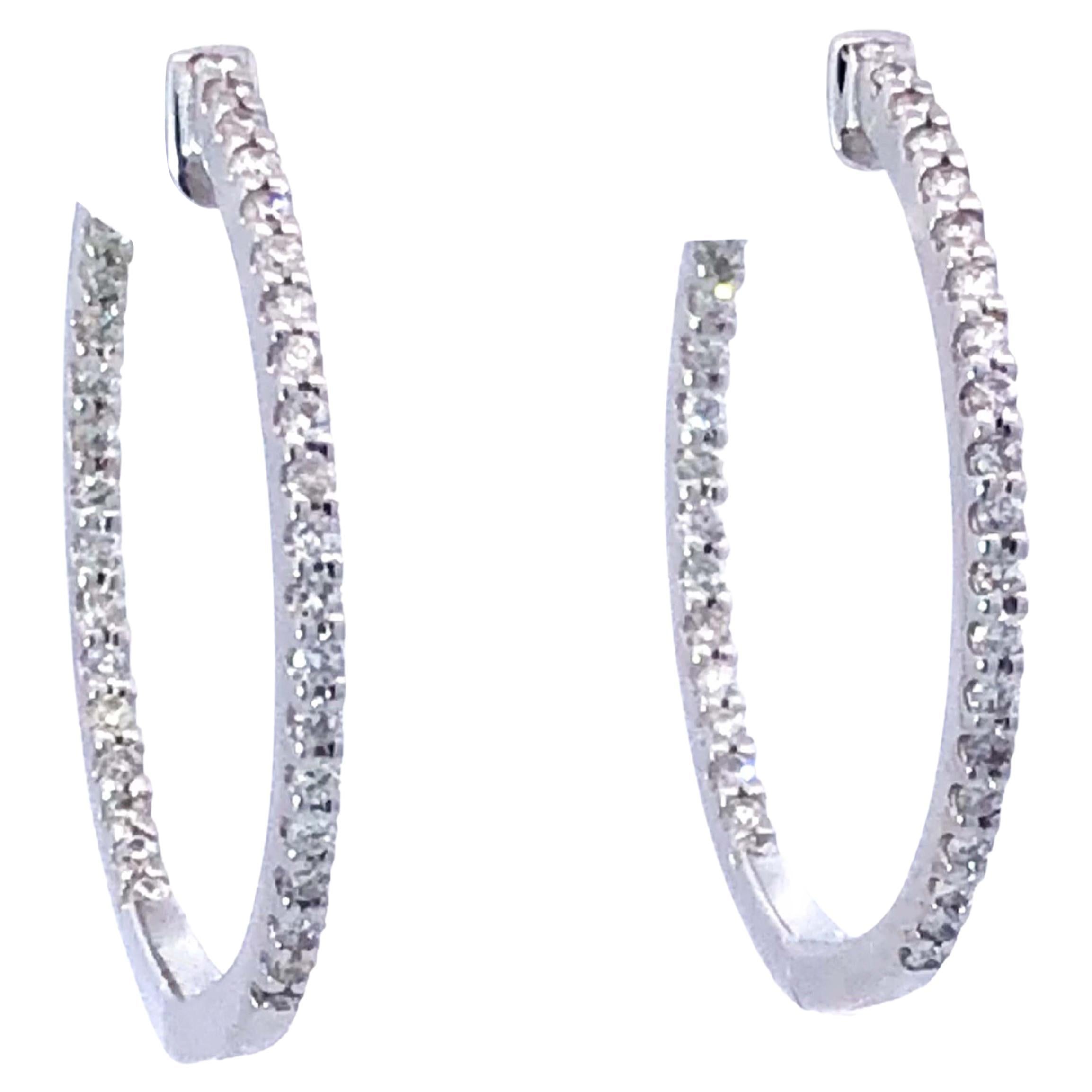Pendientes de aro de diamantes Inside Out de oro blanco de 18 quilates