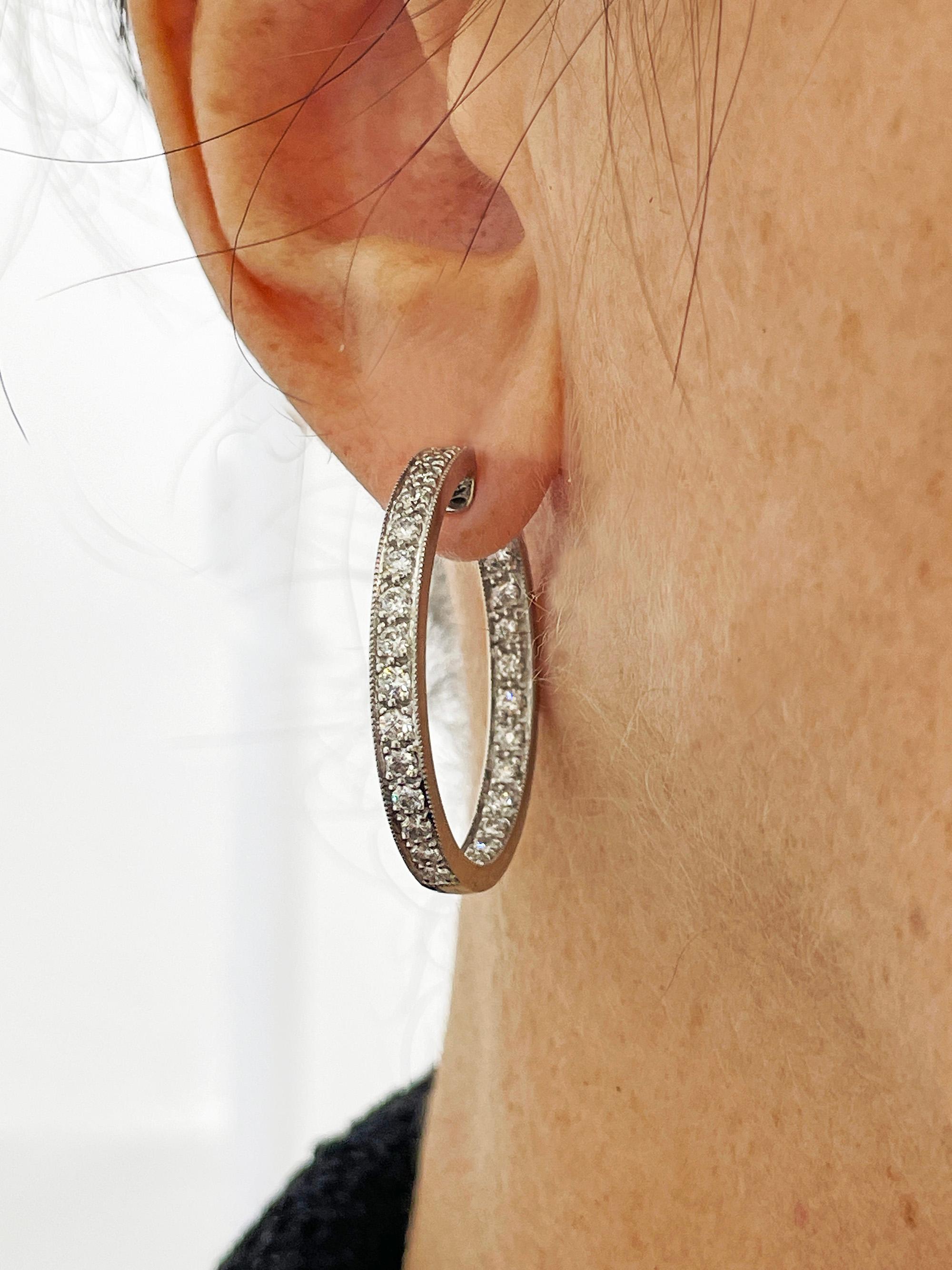 Inside Out Estate Round Pave 3.0ctw Diamond 14k White Gold 30mm Hoop Earrings For Sale 1