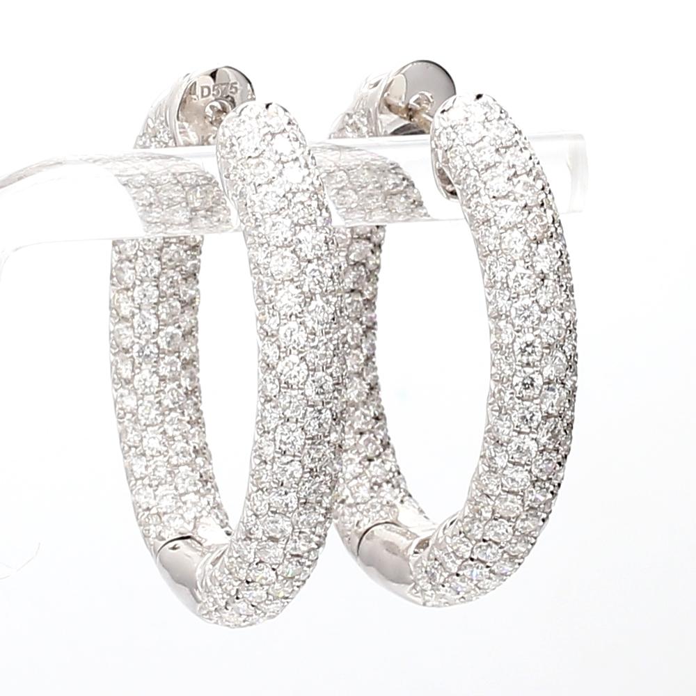 Taglio brillante Orecchini a cerchio Inside-Out con diamanti tondi e brillanti in vendita