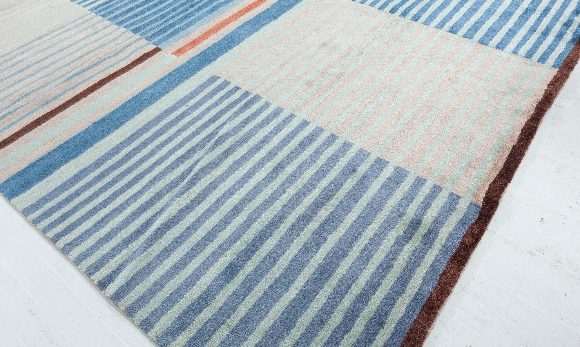 Moderner, inspirierter Deko-Teppich von Doris Leslie Blau im Zustand „Neu“ im Angebot in New York, NY