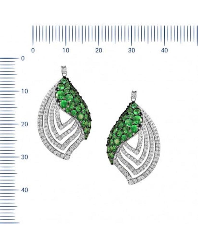 Inspired Tsavorite White Diamond Gold Drop Earrings In New Condition For Sale In Montreux, CH
