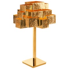 Lampe de bureau inspirante en forme de arbres, laiton doré, InsidherLand de Joana Santos Barbosa