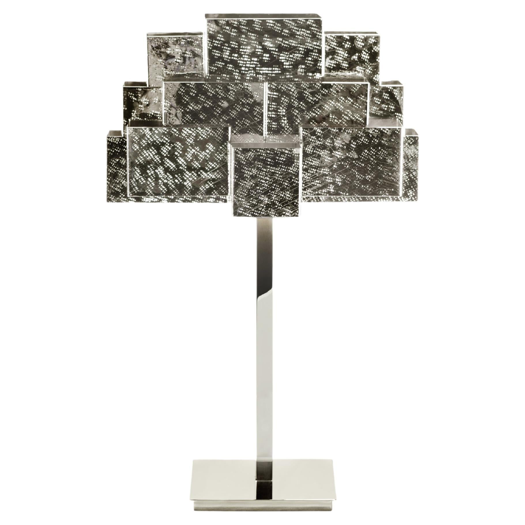 Lampe de bureau inspirante en forme de arbres, nickel piqué, InsidherLand de Joana Santos Barbosa