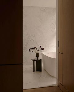 Instock Cocktail Side End Table Moderno Rotondo fatto a mano in acciaio annerito