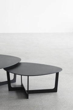 Insula Coffee Table M5190 - Aluminum, textured black lacquered for Fredericia