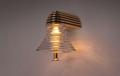 Applique Insulator en verre transparent et laiton poli de Novocastrian