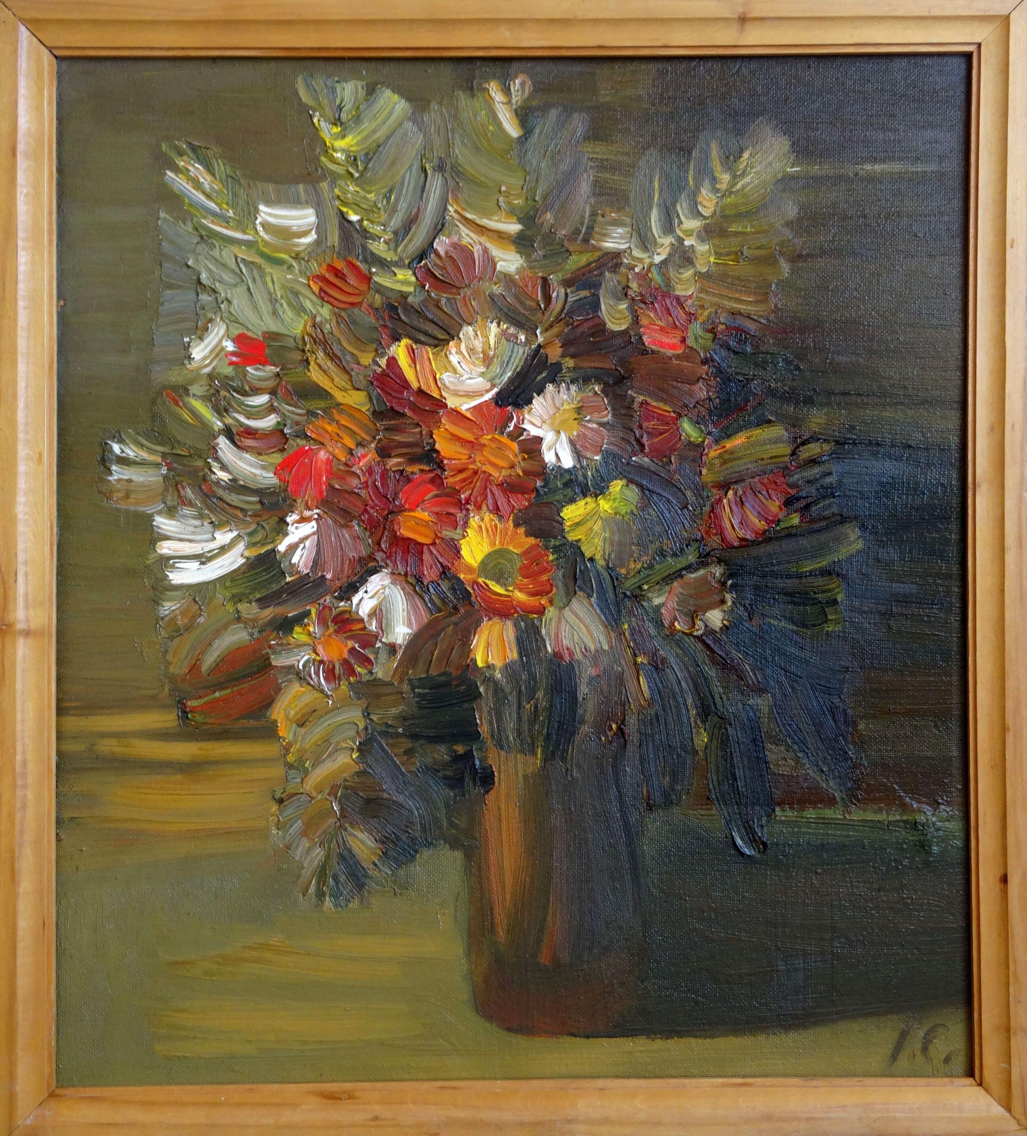 Bouquet of flowers in a vase  Oil on cardboard 70x62 cm - Painting by Inta Celmina