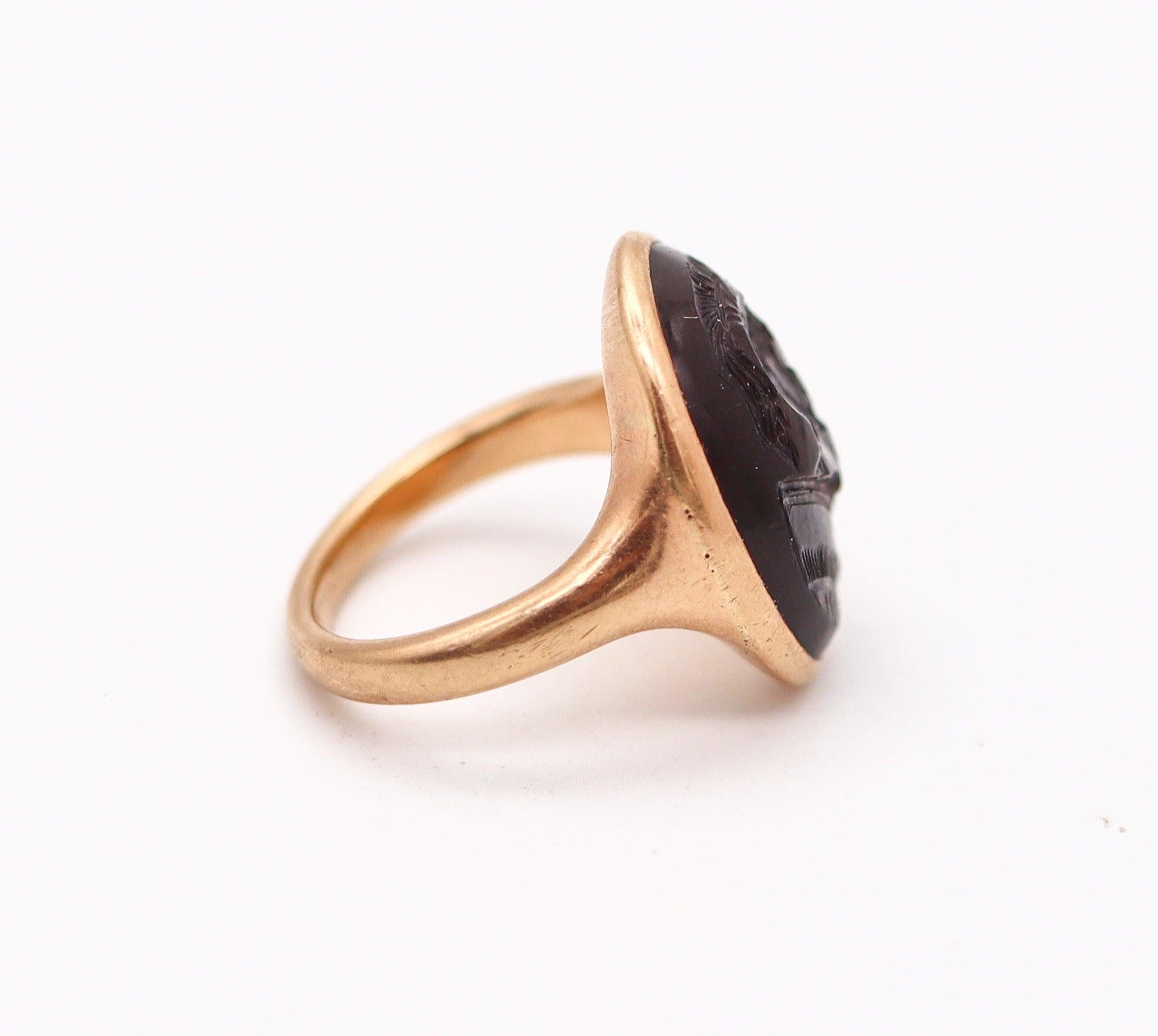 Cabochon INTAGLIO 1900 Antique Signet Ring In 14Kt Yellow Gold With Carved Brown Agate For Sale