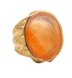 INTAGLIO 1920 Art-Déco en or jaune massif 18 carats avec agate sculptée