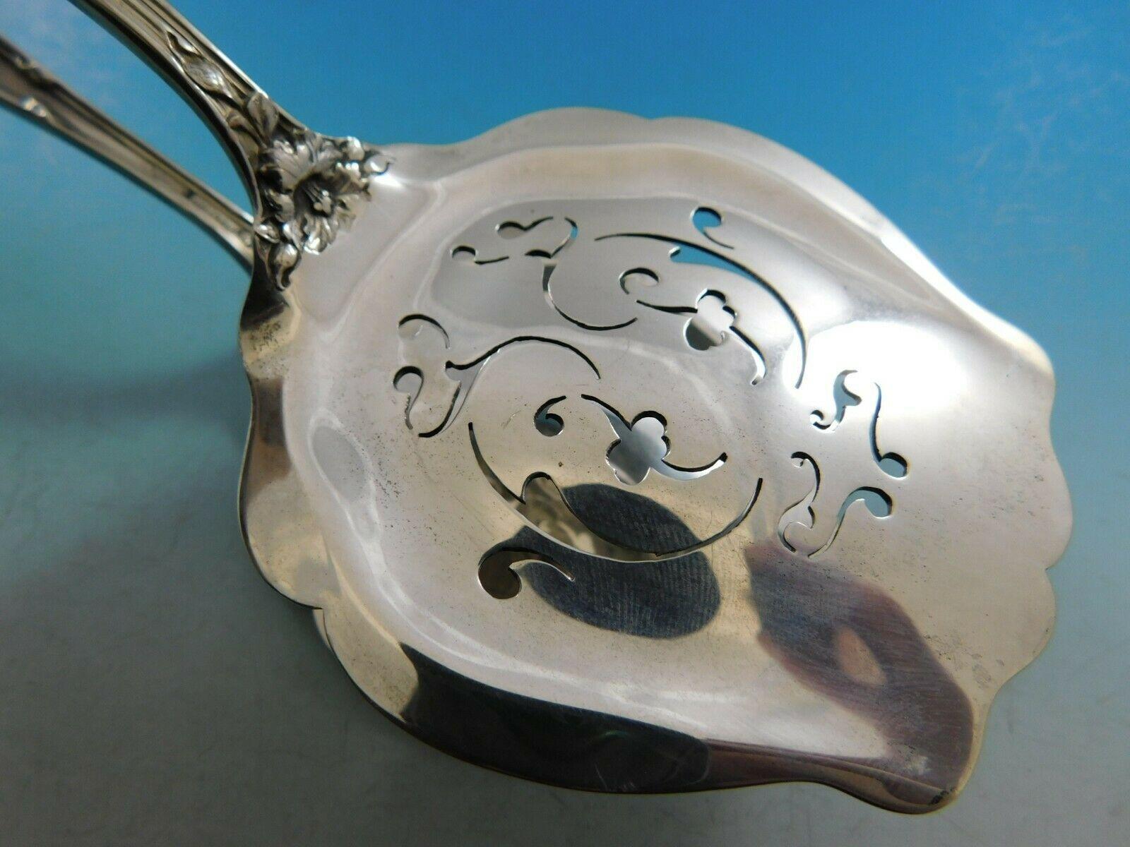 20ième siècle Pince à asperges en argent sterling percée Intaglio par Reed and Barton