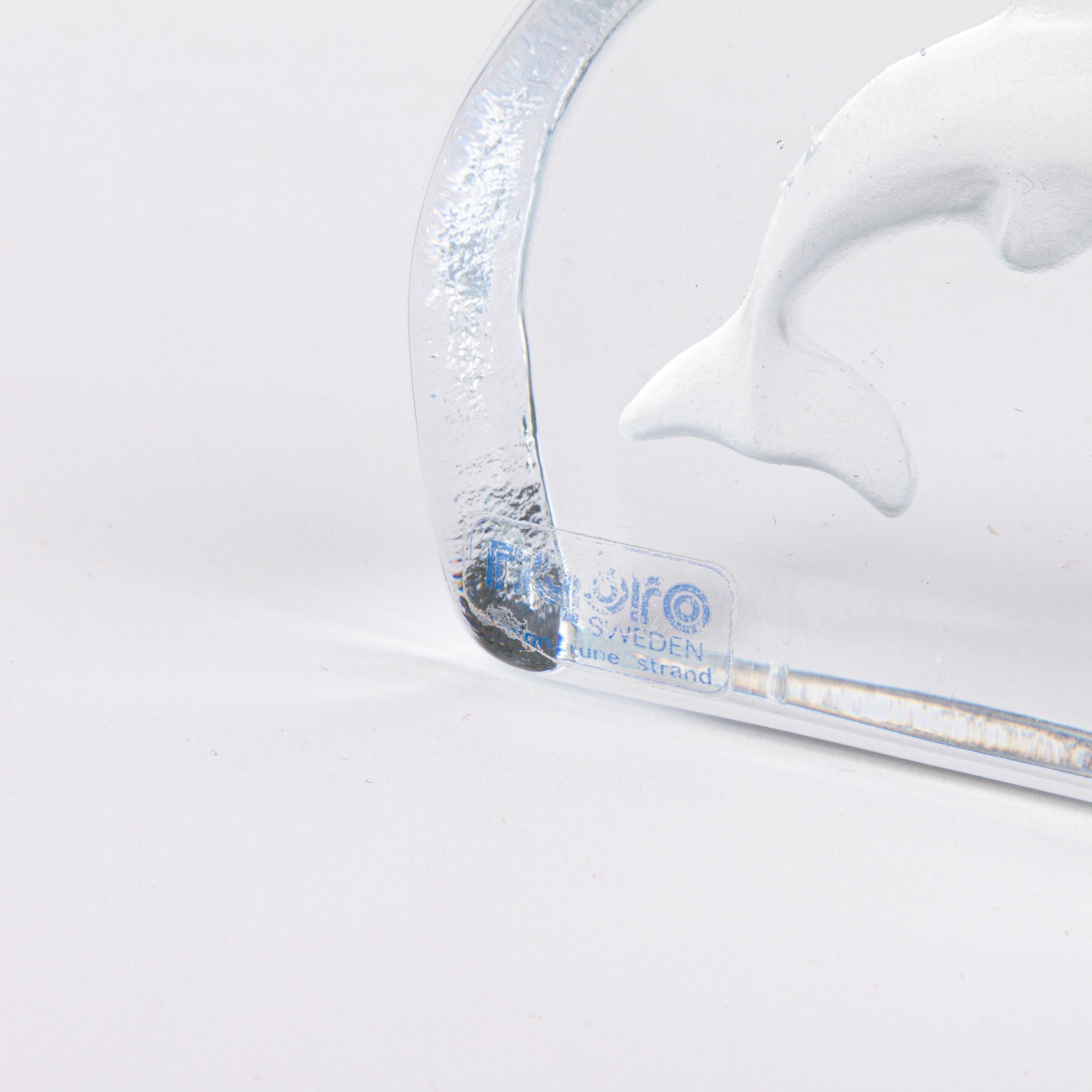 Intaglio Crystal Glass Sculpture Dolphin 2
