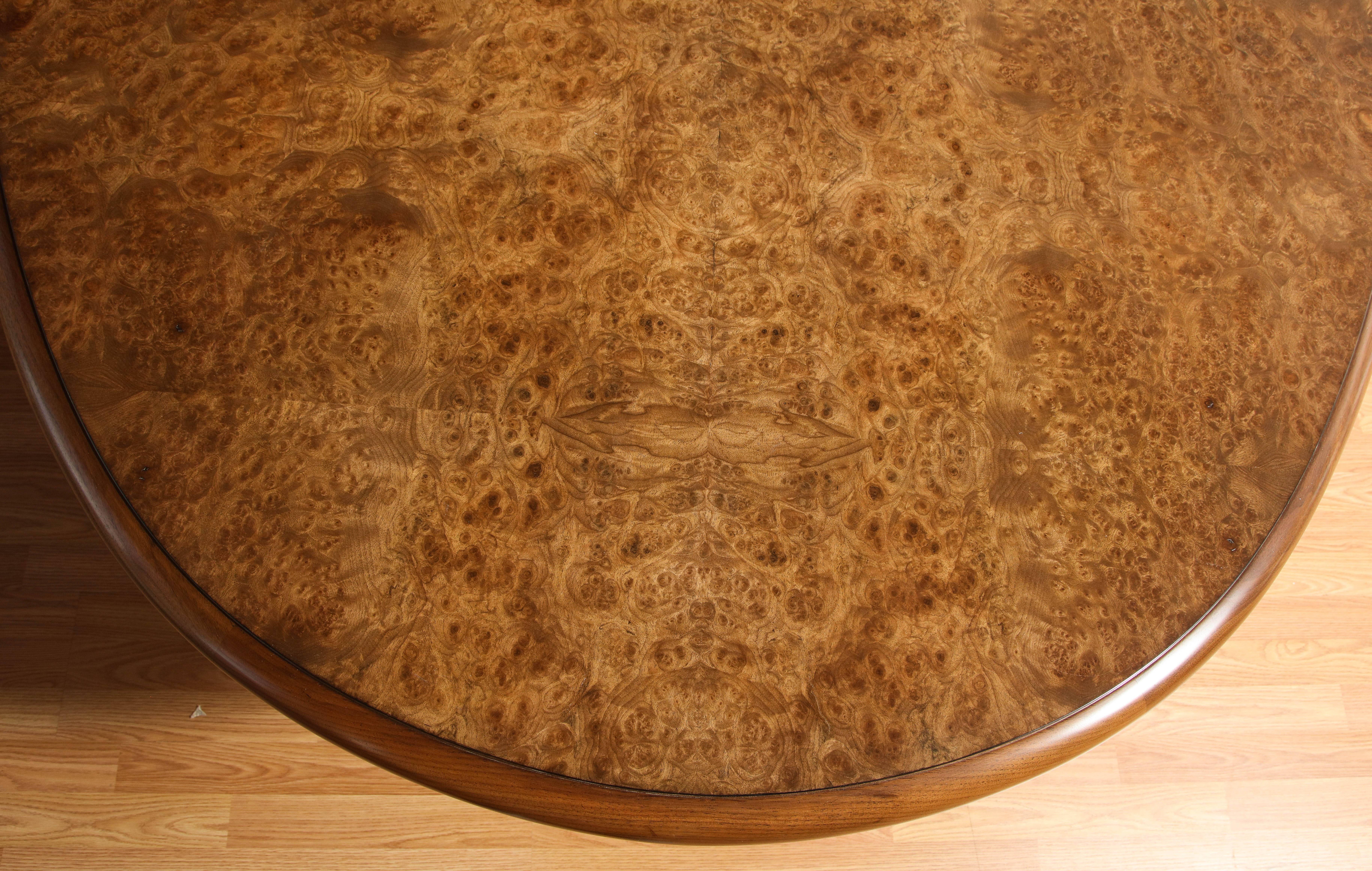 Intaglio Dining Table in Walnut Wood Offered by Vladimir Kagan Design Group 6