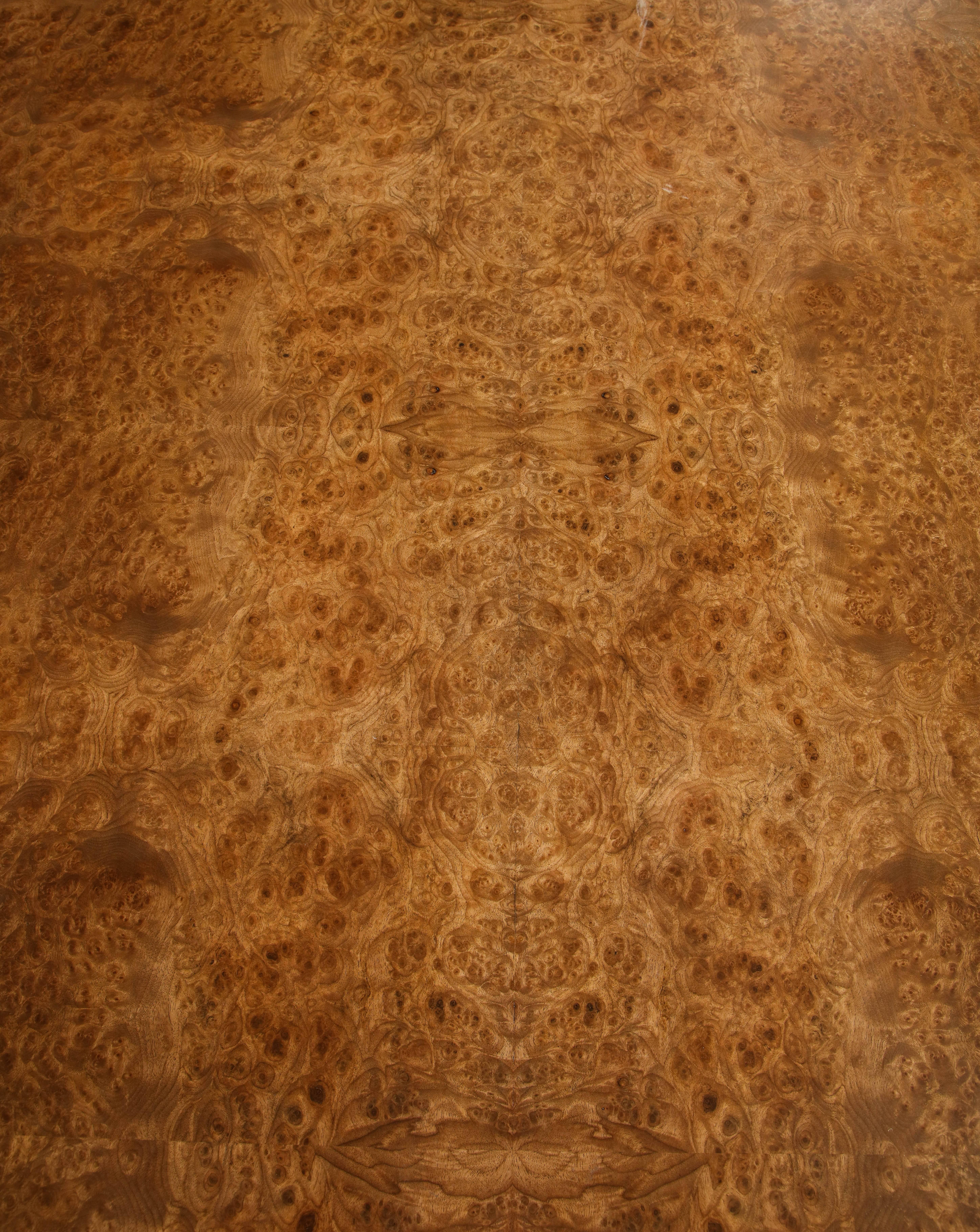 Intaglio Dining Table in Walnut Wood Offered by Vladimir Kagan Design Group 7