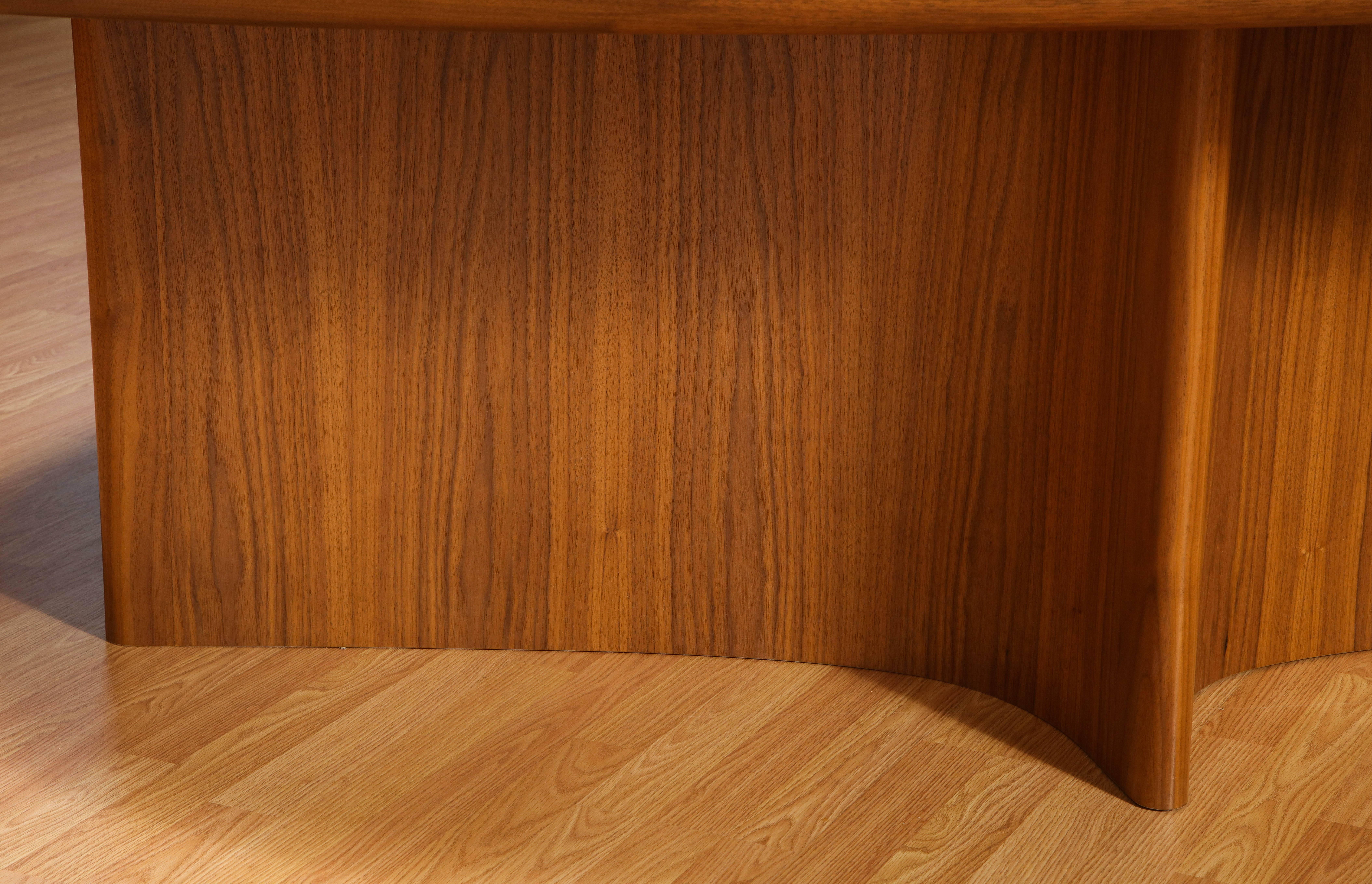 Intaglio Dining Table in Walnut Wood Offered by Vladimir Kagan Design Group In Excellent Condition In Clifton, NJ
