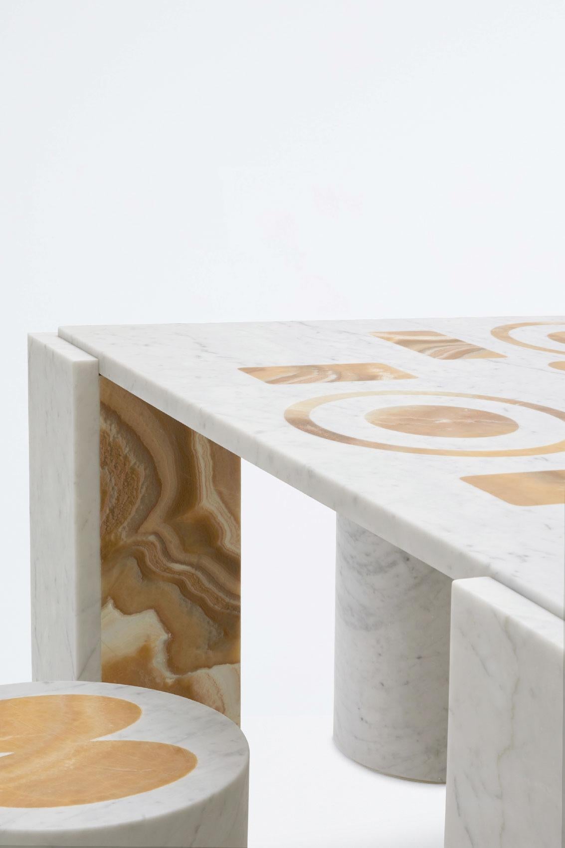 Intarsio Table, contemporary white marble and onyx dining table In Excellent Condition For Sale In AVENZA CARRARA, IT