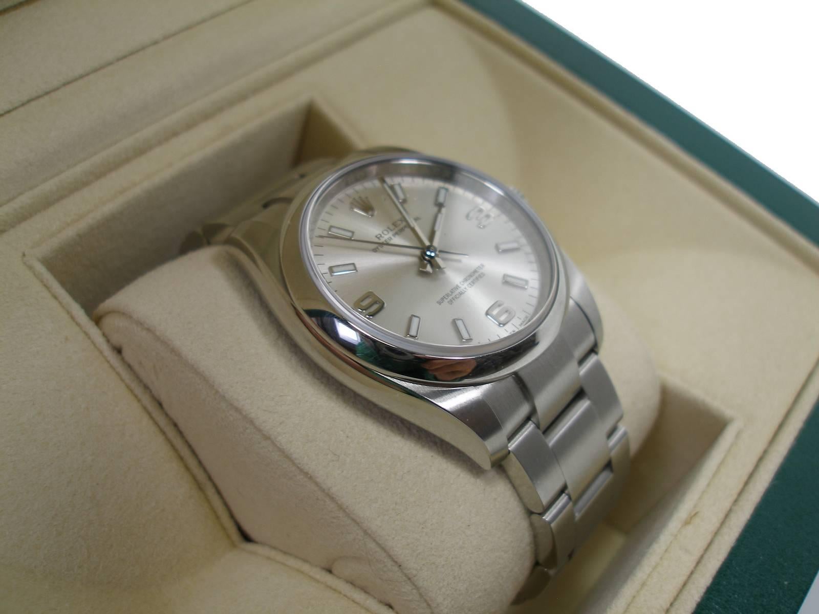 Rolex
Oyster Perpetual
Stainless Steel
 Diameter: 36mm
 Silver
Analog
Automatic
FULL SET
its comes with original invoice 08/18 
PLEASE NOTE : NO RETURN FOR THIS ITEM.
Ready to ship !
Thank you for visiting my shop !
