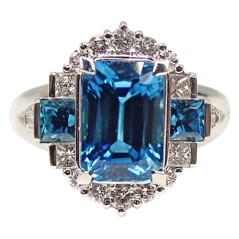 Intense Blue Zircon Diamond Platinum Ring For Sale at 1stDibs