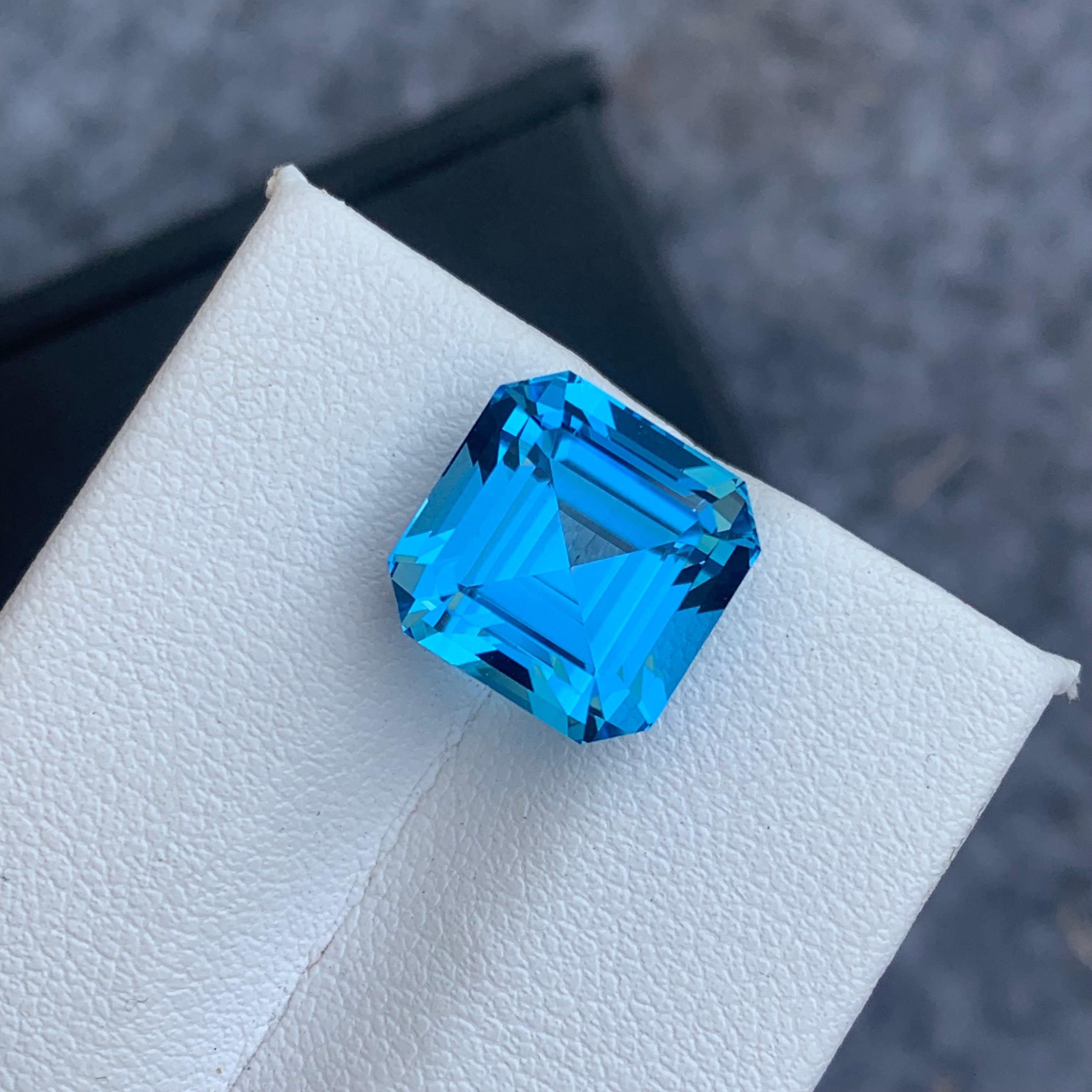Intense Color 9.55 Carat Loose Electric Blue Topaz Asscher Cut Gemstone  For Sale 2