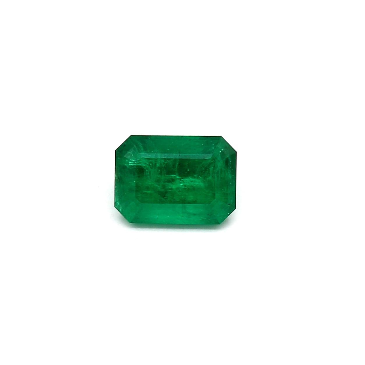 An amazing Russian Emerald which allows jewelers to create a unique piece of wearable art.
This exceptional quality gemstone would make a custom-made jewelry design. Perfect for a Ring or Pendant.

Shape - Octagon
Weight - 1.23 ct
Treatment - Minor