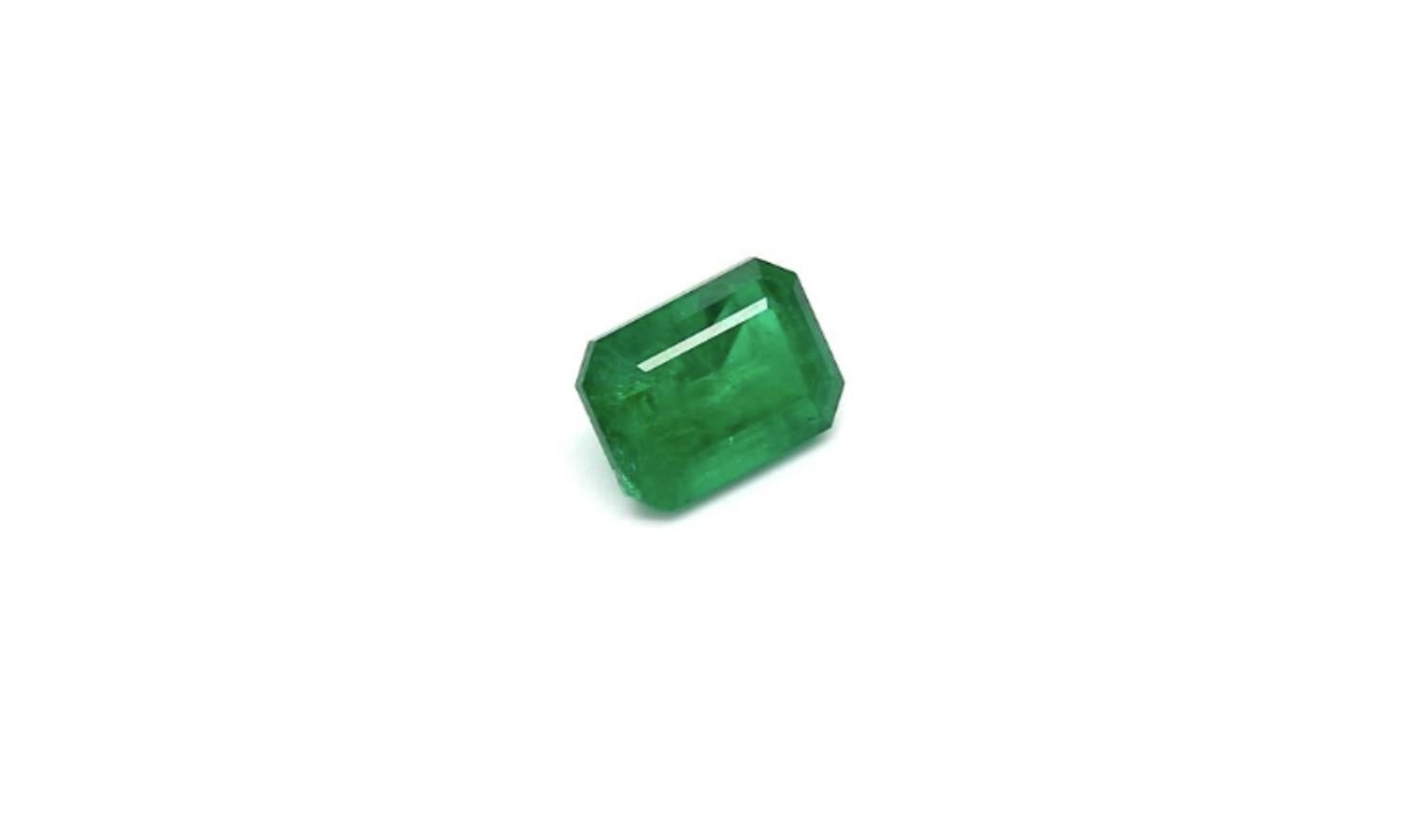 Bague en émeraude russe de taille émeraude verte intense certifiée 1,23 carat Neuf - En vente à Bangkok, TH