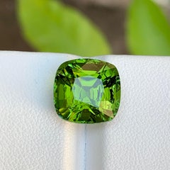 Intense Green Natural Tourmaline Gemstone 8.80 Ct Square Cushion  Pendant Jewel
