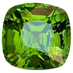Intense Green Natural Tourmaline Gemstone 8.80 Ct Square Cushion  Pendant Jewel