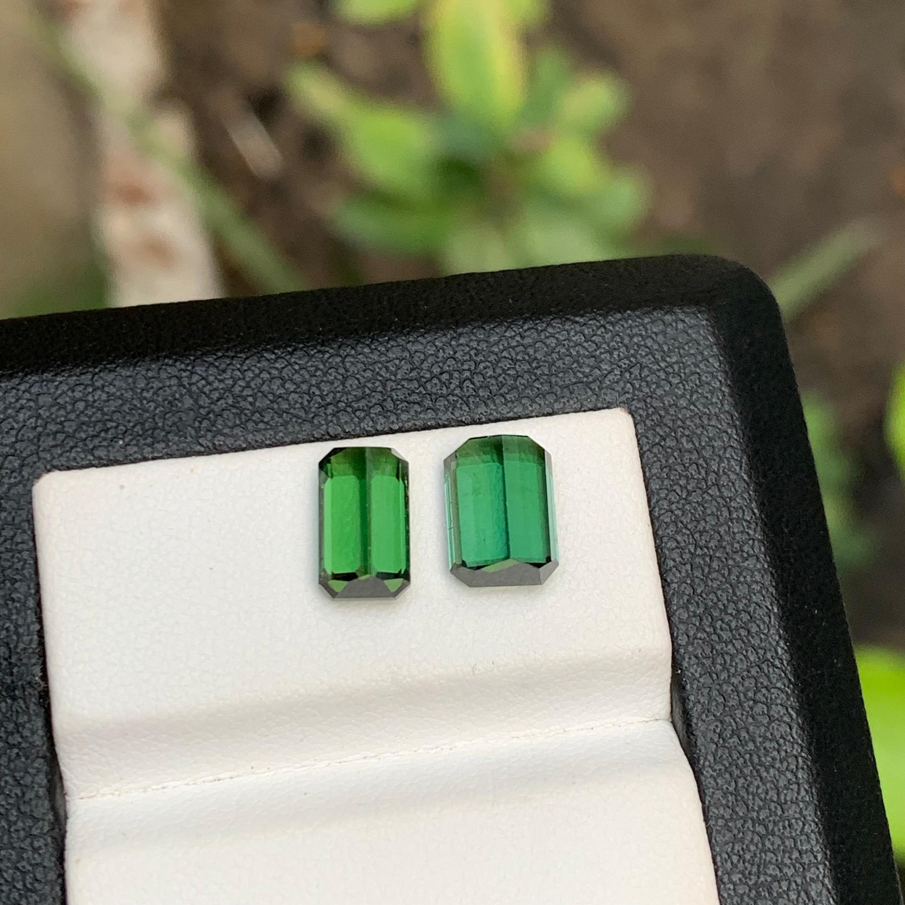 Emerald Cut Intense Green Natural Tourmaline Gemstones 4.15 Ct for Rings, Pendants Jewelry For Sale