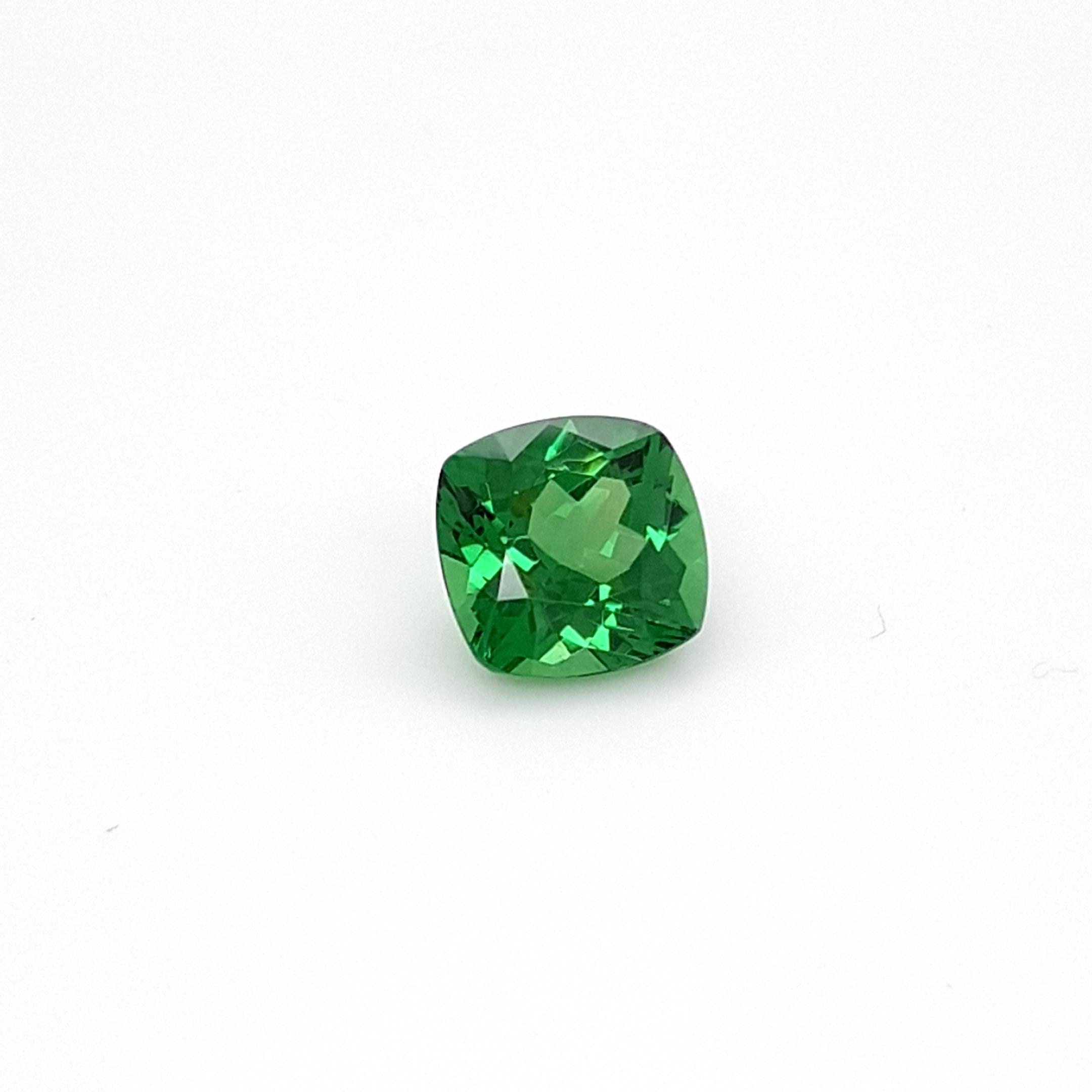 green garnet gemstone