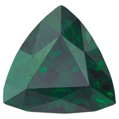 Vert intense Tsavorite Grenat Gemstone 3.05 Carats Grenat pour bagues