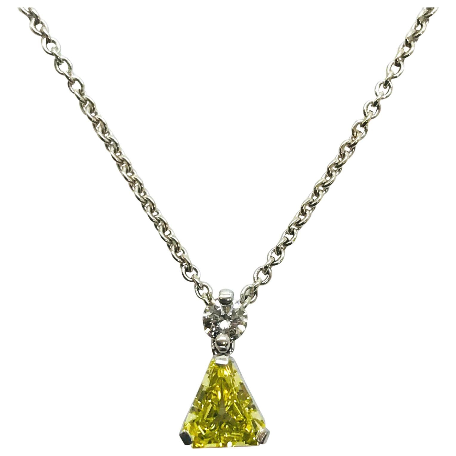 Intense Greenish-Yellow Diamond Platinum Pendant For Sale