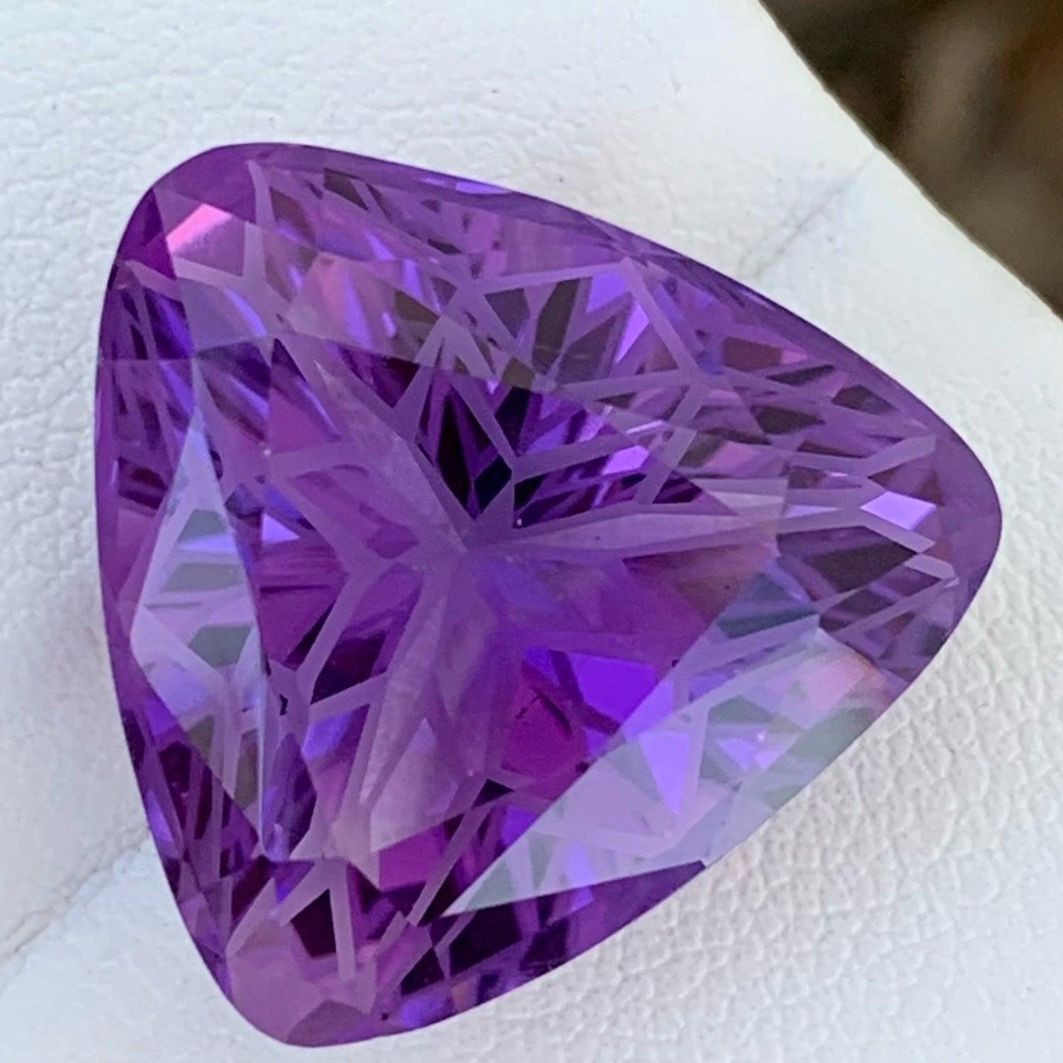 intensiver lila Amethyst-Stein 19.60 CT AAA glänzender loser Amethyst-Schmuck im Zustand „Neu“ im Angebot in Bangkok, TH
