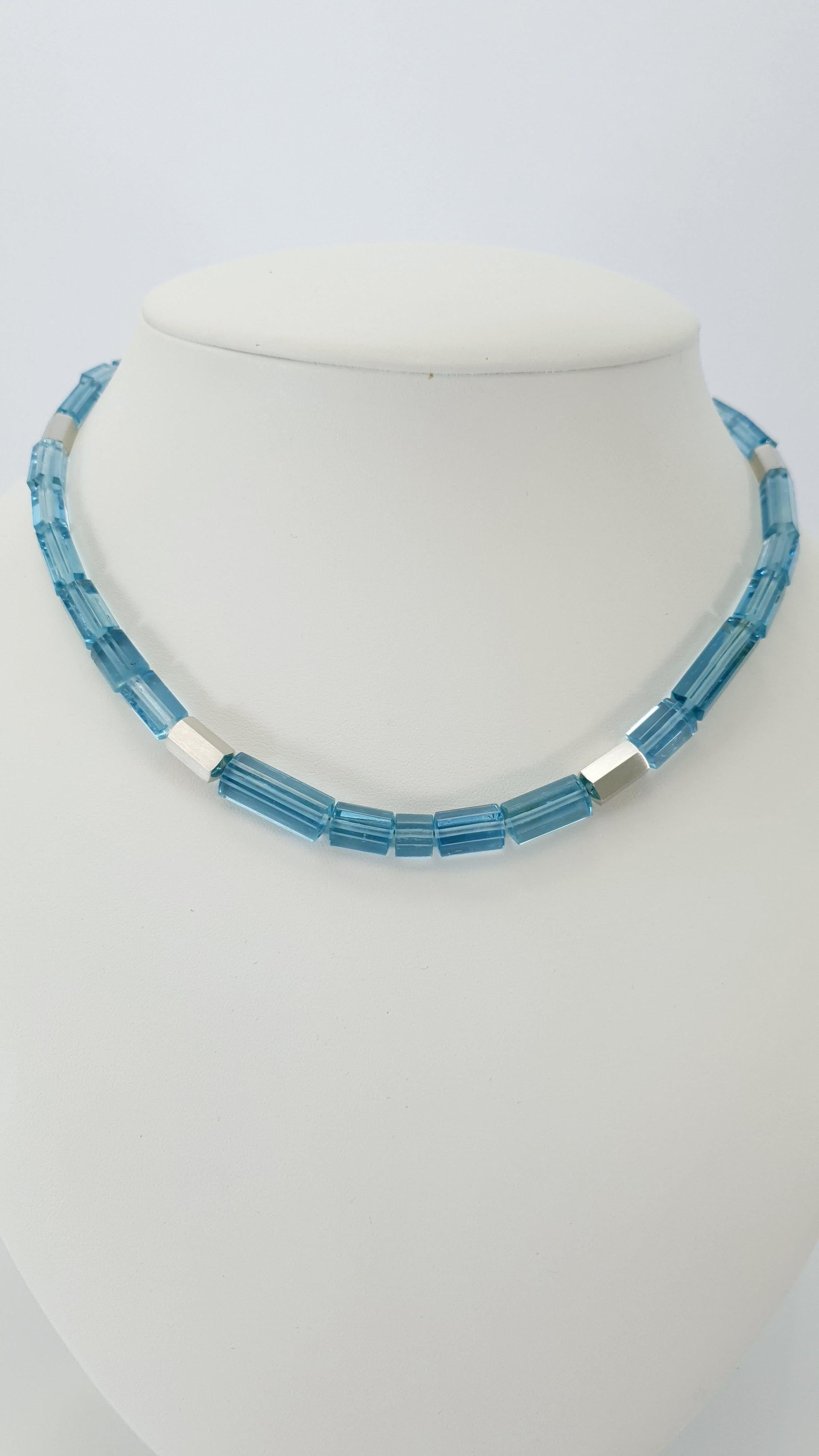 Arts and Crafts Intense Sky Blue Aquamarine Crystal Beaded Necklace with 18 Carat Mat White Gold