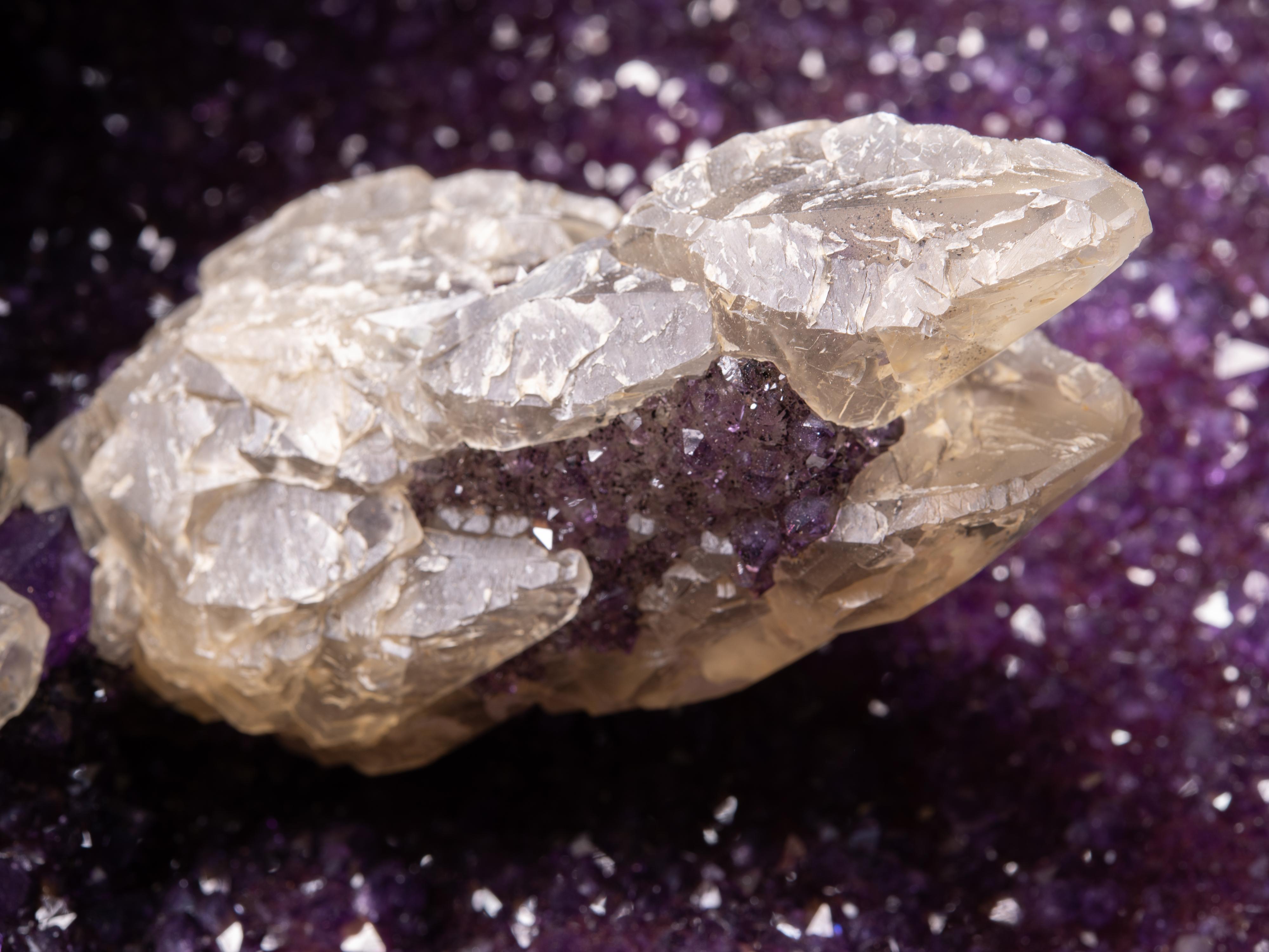 Intense Split Geode 9