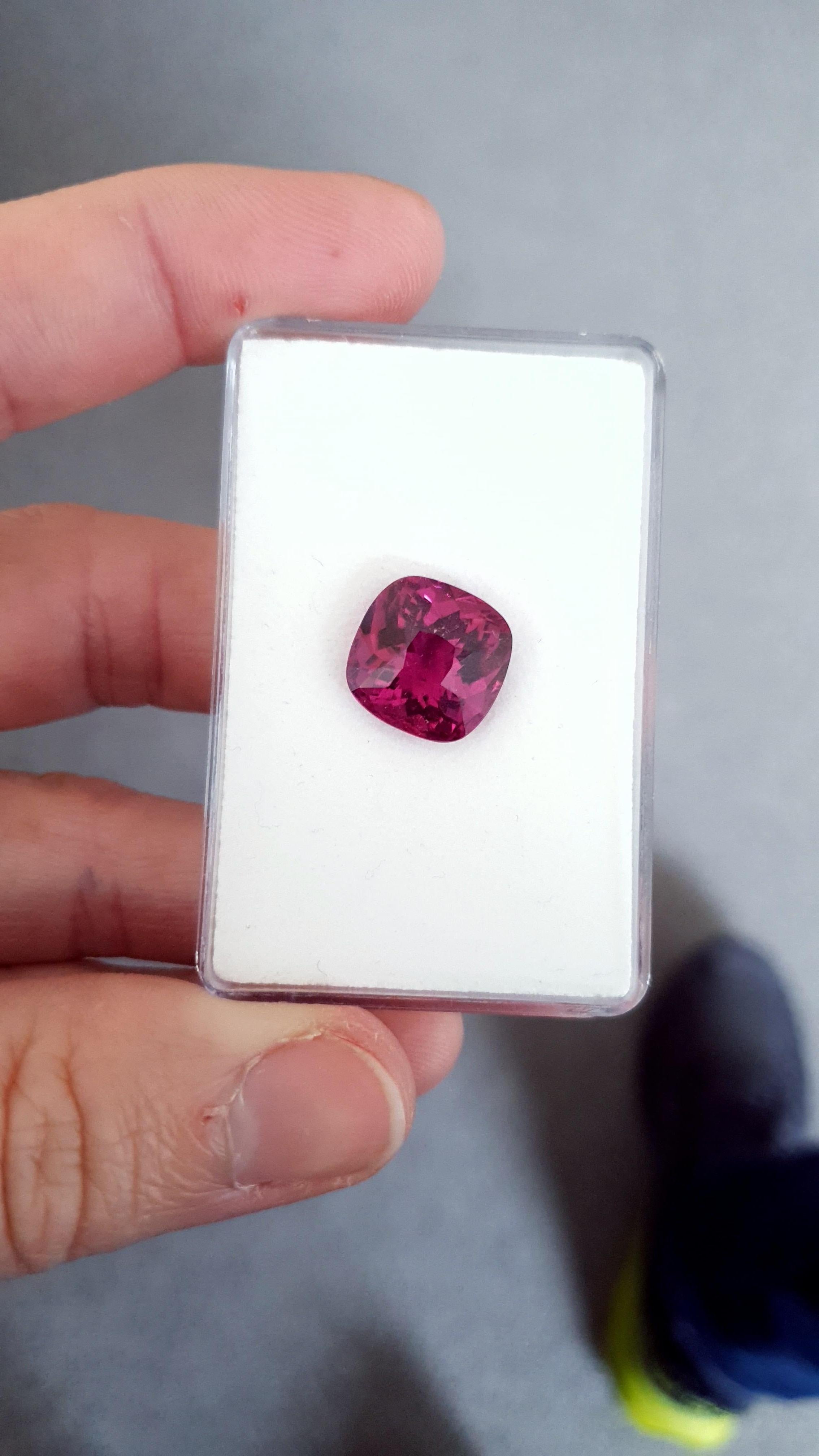Rubelita Rosa Violeta Intenso, Gema Facetada, 9, 74 Quilates, Gema Suelta, Redonda 2